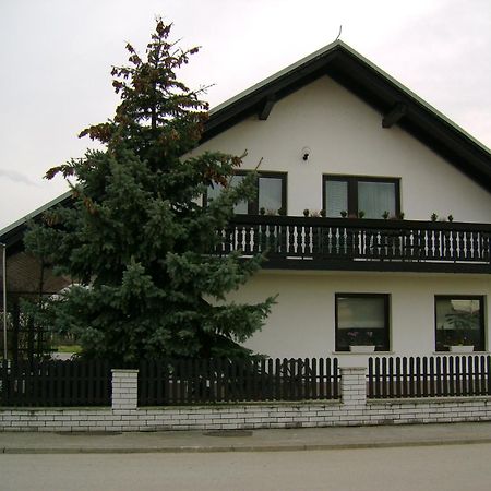 Guest Accomodation Skerlak Moravske-Toplice Exteriör bild